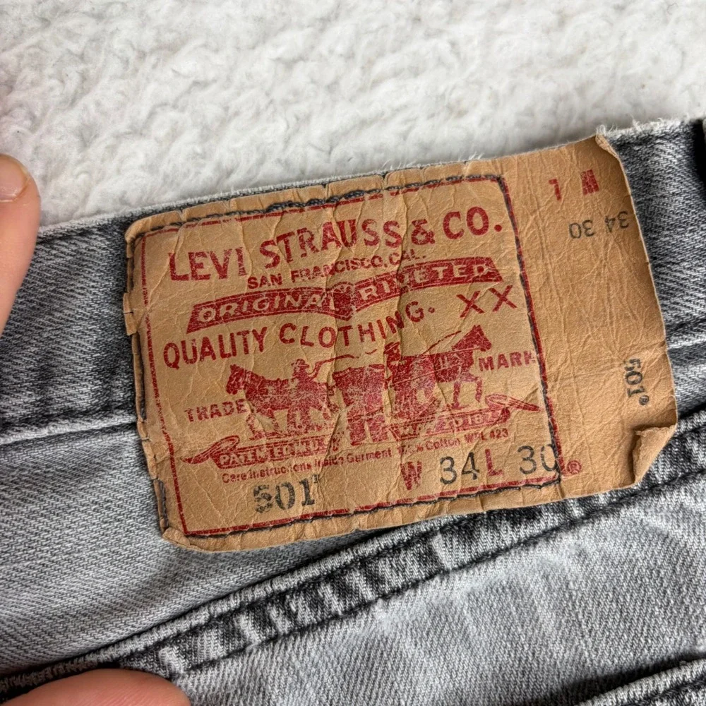 Y2K Levis 501xx Original Fit Grey Jeans Mens 34x30 Straight Leg Button Fly FADE